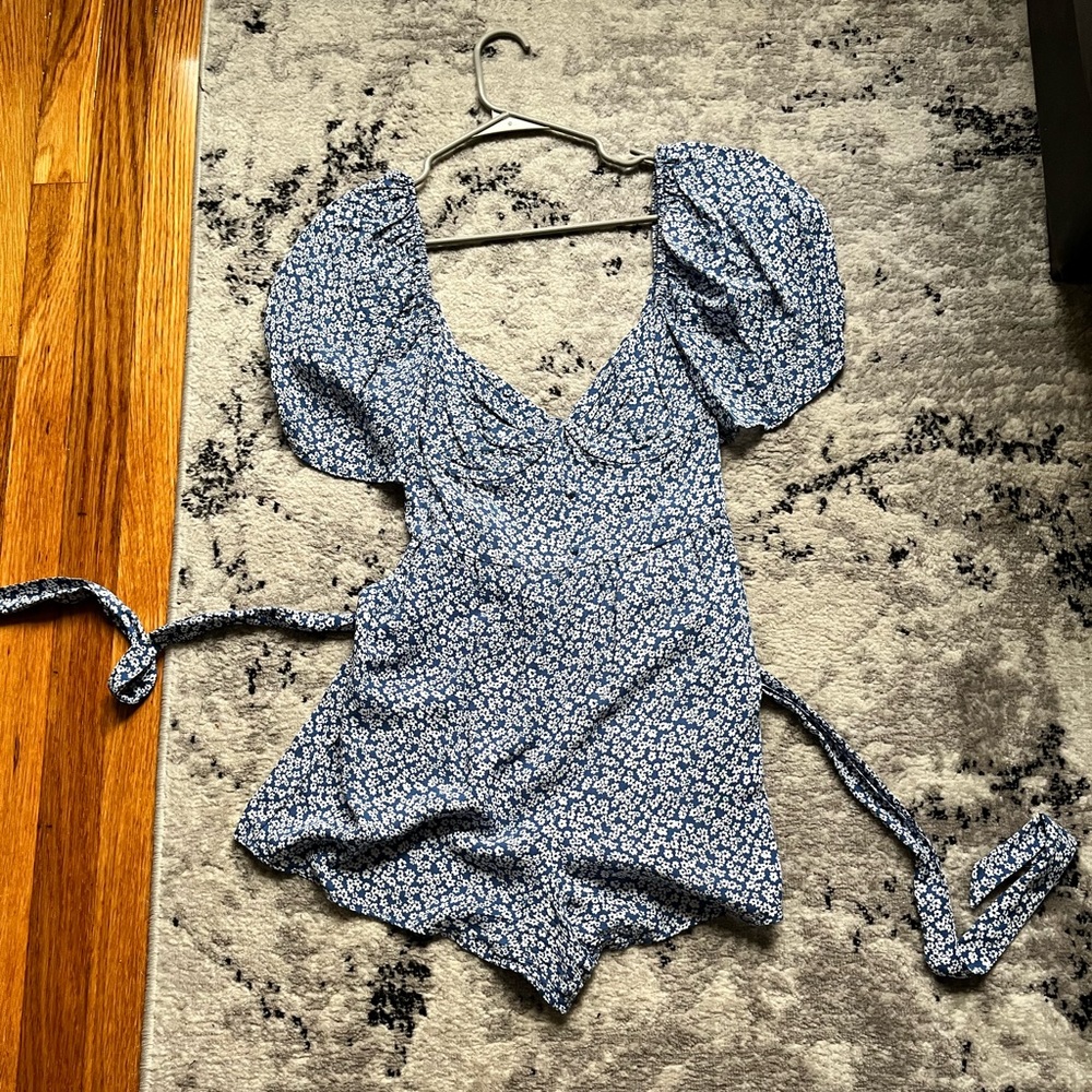 Blue and white flower Romper